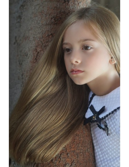 CONJUNTO NIÑA BLUSA Y BOMBACHO COLECCIÓN NATALIE, CUADROS NEGROS.NOMA FERNÁNDEZ. INVIERNO 23.
