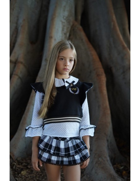 CONJUNTO NIÑA BLUSA Y BOMBACHO COLECCIÓN NATALIE, CUADROS NEGROS.NOMA FERNÁNDEZ. INVIERNO 23.