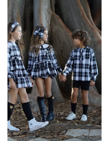 CAMISA NIÑO COLECCIÓN NATALIE,CUADROS NEGROS.NOMA FERNÁNDEZ. INVIERNO 23.