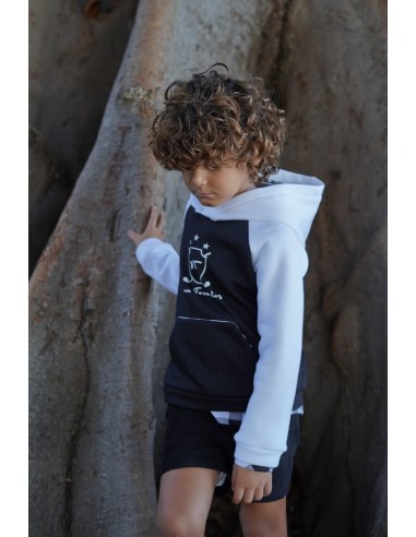 SUDADERA NIÑO COLECCIÓN NATALIE,CUADROS NEGROS.NOMA FERNÁNDEZ. INVIERNO 23.