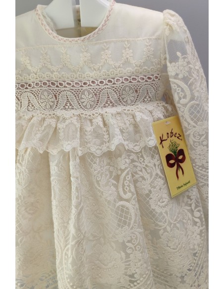 VESTIDO, BRAGA Y CAPOTA, MANGA LARGA.