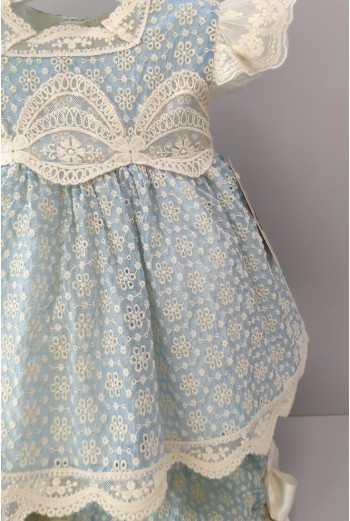 VESTIDO, BRAGA Y CAPOTA, CELESTE/BEIG. 2