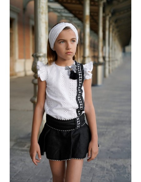 CONJUNTO NIÑA BOMBACHO Y BLUSA COLECCIÓN "PERLA", BCO/NEGRO.NOMA FERNÁNDEZ. VERANO 24.