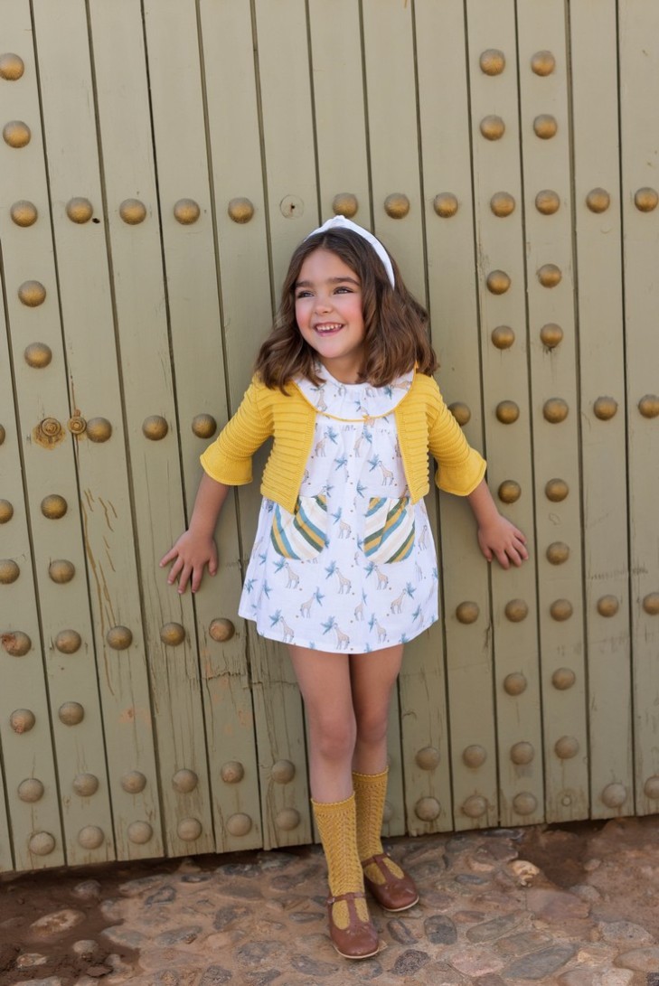 CHAQUETA BOLERO MOSTAZA, COLECCIÓN JIRAFAS DE KID'S CHOCOLATE. VERANO 24.