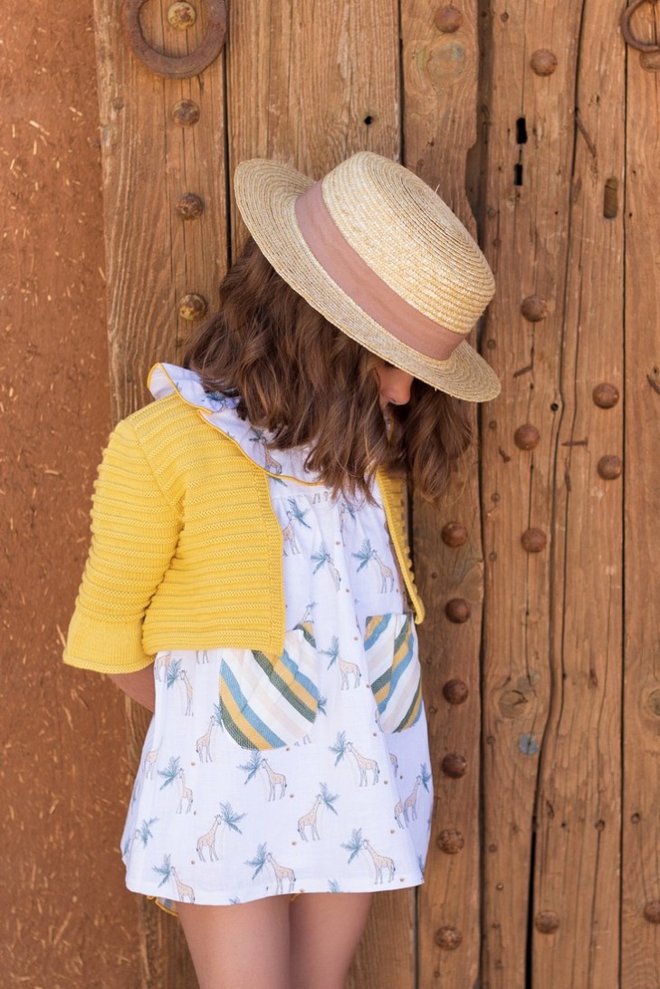 CHAQUETA BOLERO MOSTAZA, COLECCIÓN JIRAFAS DE KID'S CHOCOLATE. VERANO 24.