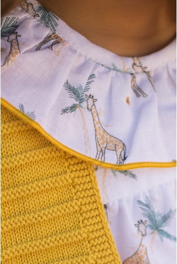 CHAQUETA BOLERO MOSTAZA, COLECCIÓN JIRAFAS DE KID'S CHOCOLATE. VERANO 24. 2