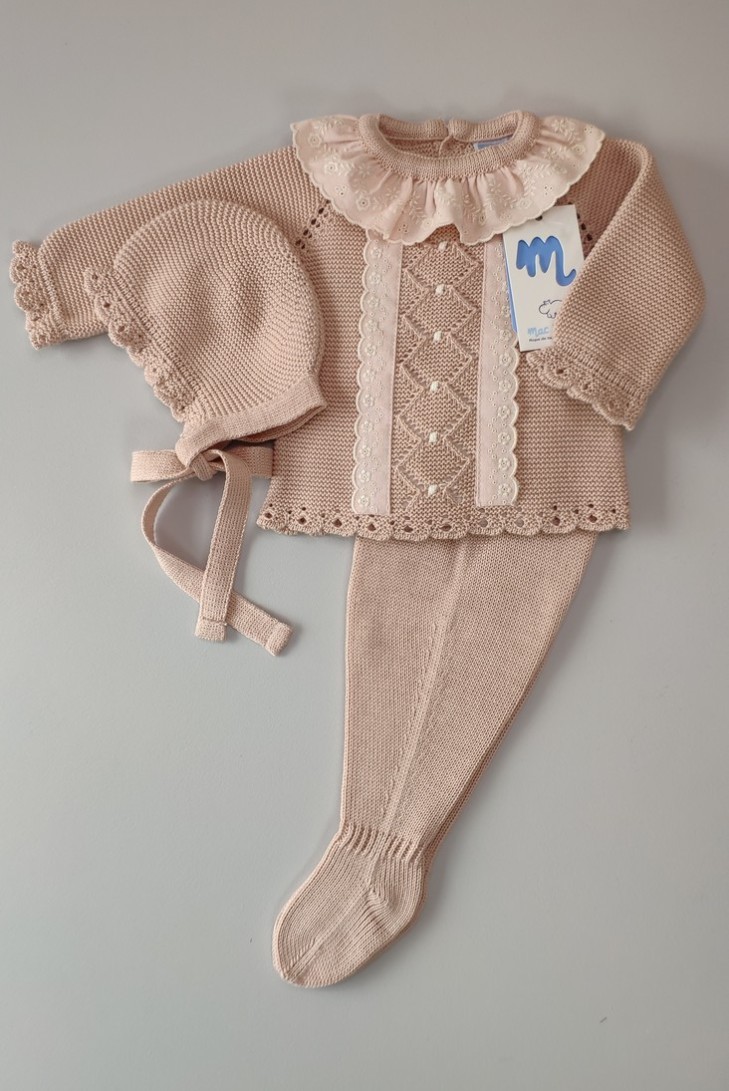 CONJUNTO NIÑA JUBÓN, POLAINA Y CAPOTA, COLOR NINFEA. VERANO 24.