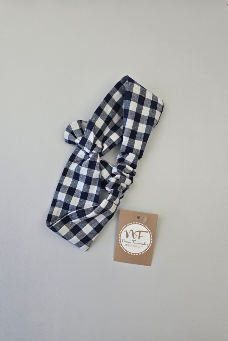 TURBANTE COLECCIÓN MILÁN DE NOMA FERNÁNDEZ, VICHY MARINO. INVIERNO 24.
