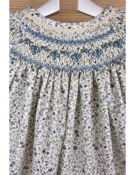 VESTIDO PUNTO SMOCK MOKI DE dBb IDEAS, AZUL. INVIERNO 24.