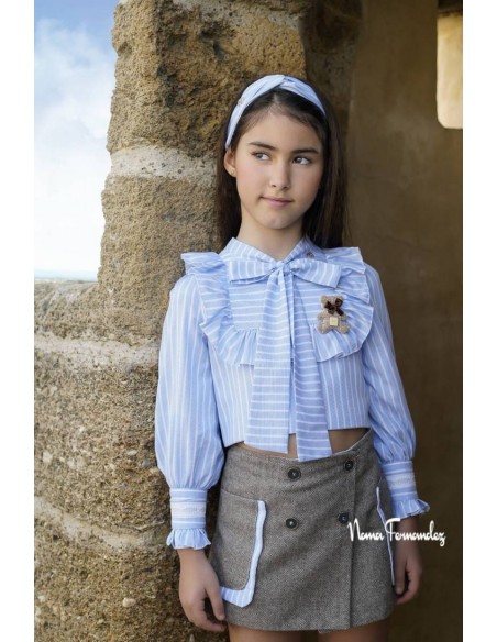 CONJUNTO NIÑA BLUSA Y FALDA-PANTALÓN COLECCIÓN VENECIA DE NOMA FERNÁNDEZ, ESPIGA MARRÓN. INVIERNO 24.