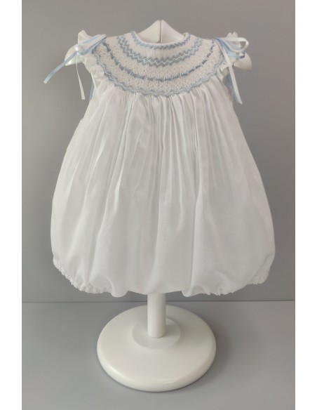 RANITA UNISEX BORDADO PUNTO SMOCK. BATISTA BLANCA-AZUL. VERANO 25.