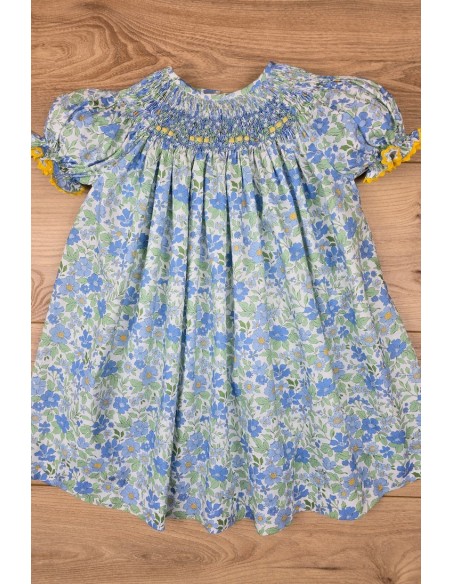 VESTIDO BORDADO PUNTO SMOCK, FLORES AZUL/AMARILLO. VERANO 25.