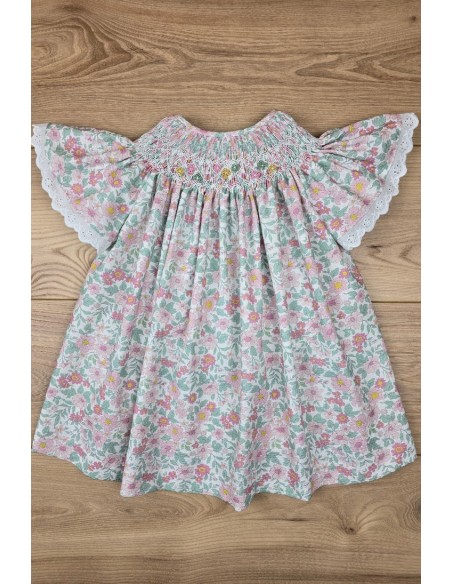 VESTIDO BORDADO PUNTO SMOCK, FLORES ROSAS. VERANO 25.