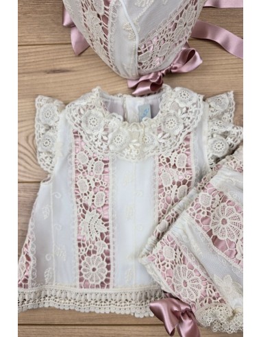 BLUSA SIN MANGAS, CUBREPAÑAL Y CAPOTA NIÑA, 27K. KOBEZ