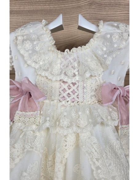 VESTIDO MANGA ALETAS, BRAGUITA Y CAPOTA, 86J. KOBEZ.