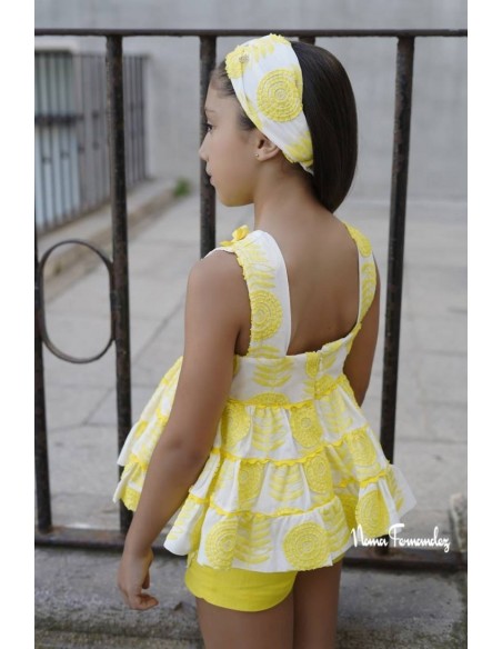 CONJUNTO NIÑA BLUSÓN Y SHORT COLECCIÓN TOULOUSE DE NOMA FERNÁNDEZ, AMARILLA. VERANO 25
