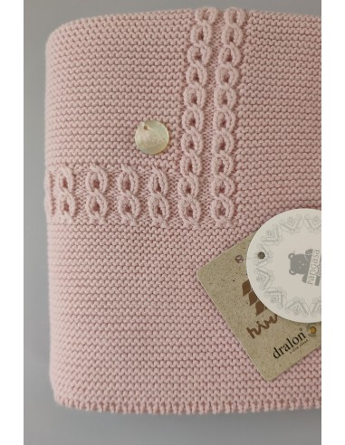 CHAL MANTA OCHOS DE PANGASA BABY, ROSA EMPOLVADO. INVIERNO 25.