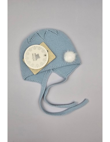 CAPOTA ESTRELLA CON POMPÓN DE PANGASA BABY, CELESTE EMPOLVADO. INVIERNO 25.