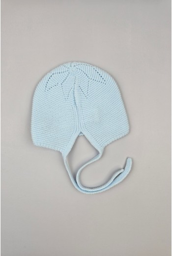 CAPOTA ESTRELLA CON POMPÓN DE PANGASA BABY, CELESTE BEBÉ. INVIERNO 25. 2