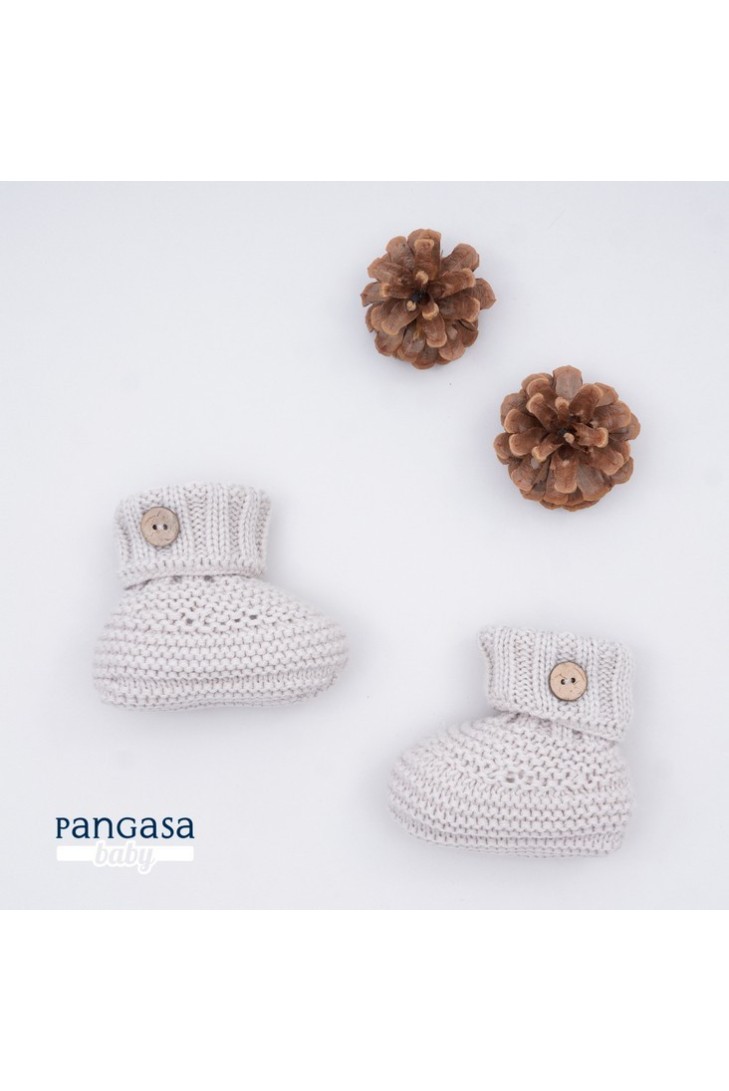 BOTITA UNISEX DE PANGASA BABY, CAMEL. PUNTO GRUESO. INVIERNO 25.