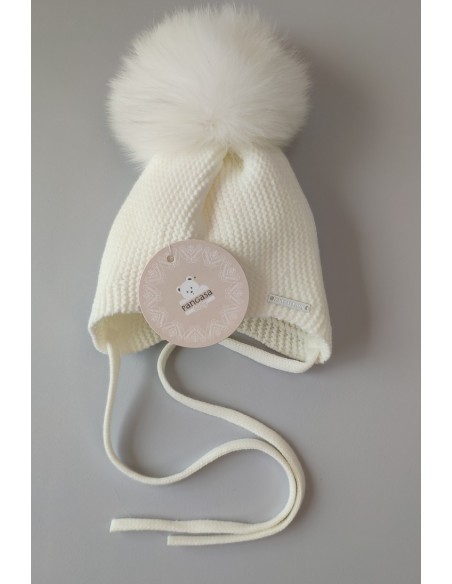 GORRO OREJERO PANGASA POMPÓN NATURAL, MARFIL. INVIERNO 25.