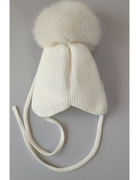 GORRO OREJERO PANGASA POMPÓN SINTÉTICO, MARFIL. INVIERNO 25.