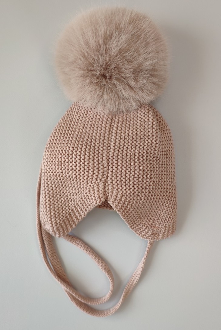 GORRO OREJERO PANGASA POMPÓN SINTÉTICO, ROSA VINTAGE. INVIERNO 25.