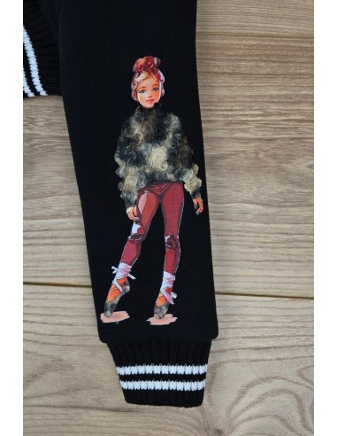 JESUSITO Y SUDADERA CORTA DELIA DE NOMA FERNÁNDEZ, TOPOS NEGROS. INVIERNO 25.