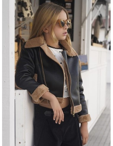 PELLIZA MOTERA COLECCIÓN EXTERIORES DE NOMA FERNÁNDEZ, NEGRO. INVIERNO 25.