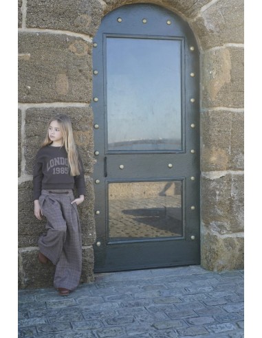 CONJUNTO NIÑA PANTALÓN LARGO Y SUDADERA DIANA DE NOMA FERNÁNDEZ. INVIERNO 25.