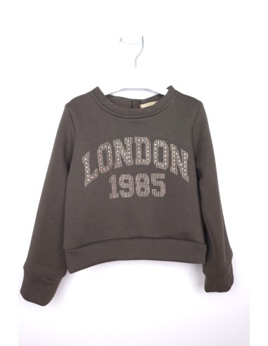 CONJUNTO NIÑA BOMBACHO(FALDA), BLUSA Y SUDADERA COLECCIÓN DIANA DE NOMA FERNÁNDEZ, CUADRO MARRÓN. INVIERNO 25.