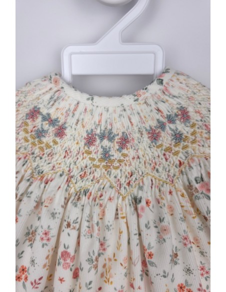 JESUSITO PUNTO SMOCK DE dBb IDEAS. INVIERNO 25.