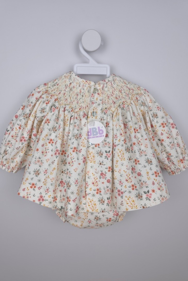 JESUSITO PUNTO SMOCK DE dBb IDEAS. INVIERNO 25.