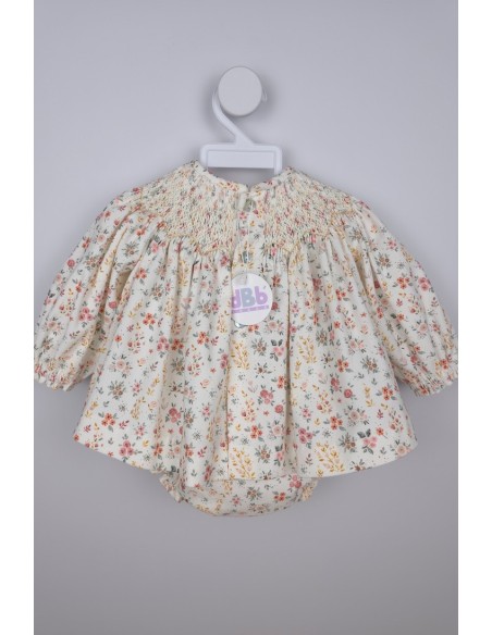 JESUSITO PUNTO SMOCK DE dBb IDEAS. INVIERNO 25.