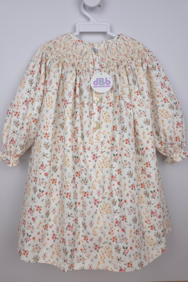 VESTIDO PUNTO SMOCK DE dBb IDEAS. INVIERNO 25.
