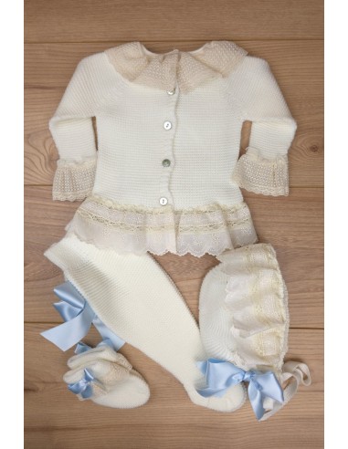 CONJUNTO UNISEX DE PUNTO CRUDO/CELESTE (4 PIEZAS), Y62. KOBEZ. INVIERNO.
