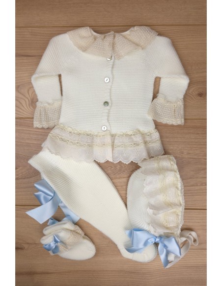 CONJUNTO UNISEX DE PUNTO CRUDO/CELESTE (4 PIEZAS), Y62. KOBEZ. INVIERNO.