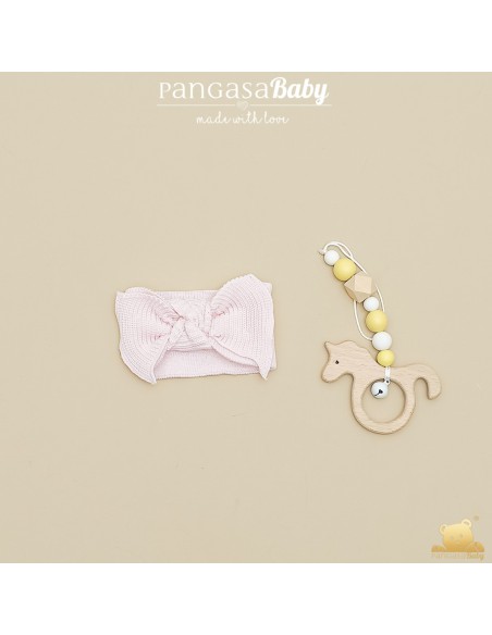 DIADEMA ELÁSTICA DE PANGASA BABY, ROSA BEBÉ. VERANO 26.