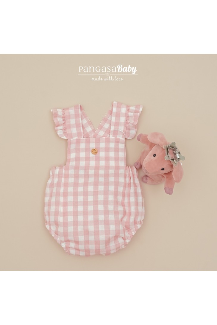 PETO CON VOLANTE COLECCIÓN VICHY DE PANGASA BABY, ROSA EMPOLVADO. VERANO 26.