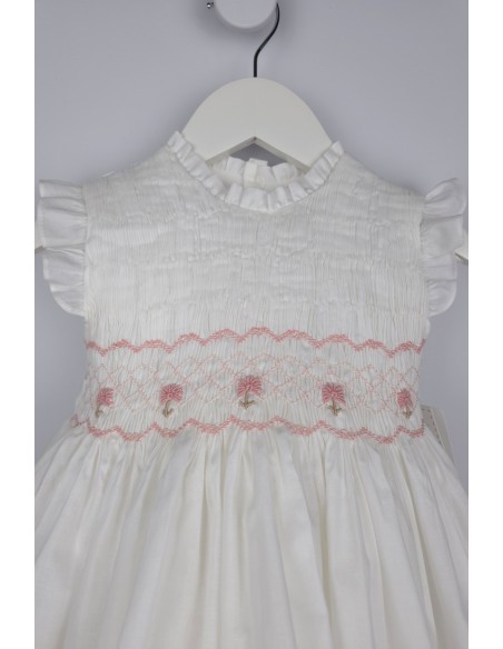 VESTIDO PUNTO SMOCK CAPRI DE TARTALETA, CRUDO/ROSA. VERANO 26.