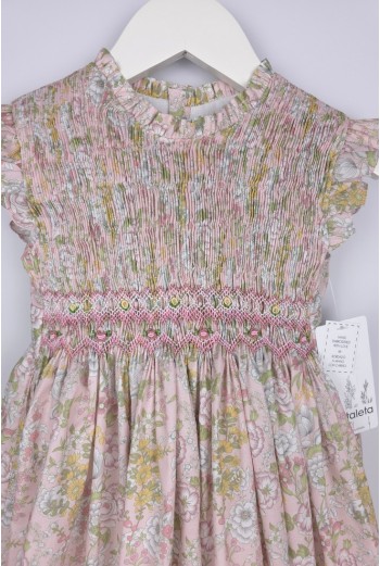 VESTIDO PUNTO SMOCK CAPRI DE TARTALETA, FONDO ROSA. VERANO 26.