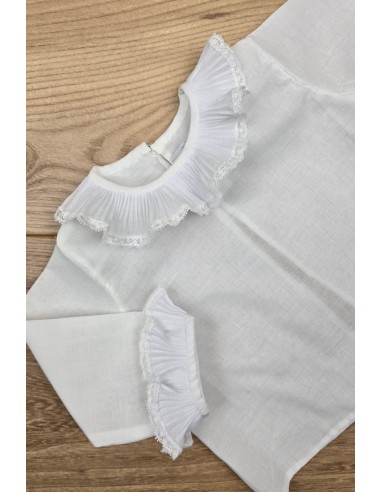 CAMISITA BATISTA CUELLO PLISADO DE BELÁN, BLANCO. VERANO 26.