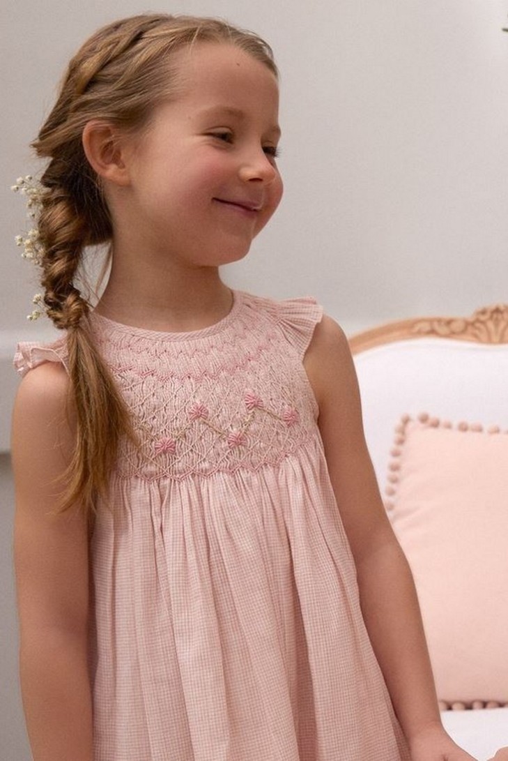 VESTIDO PUNTO SMOCK ROSAURA DE TARTALETA, ROSA. VERANO 26.