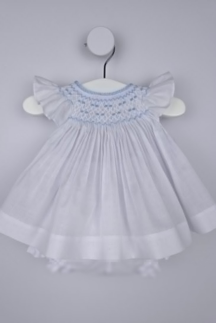 JESUSITO PUNTO SMOCK. BATISTA BLANCA-AZUL. VERANO 26.