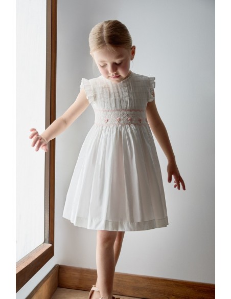 VESTIDO PUNTO SMOCK CAPRI DE TARTALETA, CRUDO/ROSA. VERANO 26.