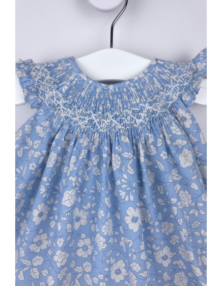 JESUSITO PUNTO SMOCK TALLA ÚNICA (1m-6m aprox.) DE BELÁN, FLORES BLANCAS. VERANO 26