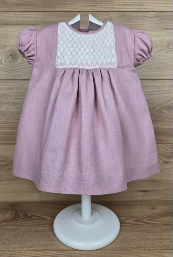VESTIDO LINO PUNTO SMOCK DE ARTESANÍA CARMINA, ROSA PALO. VERANO 26.