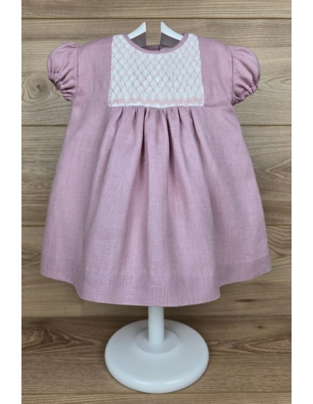 VESTIDO LINO PUNTO SMOCK DE ARTESANÍA CARMINA, ROSA PALO. VERANO 26.