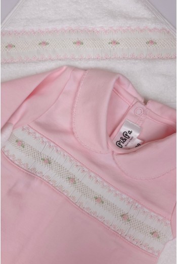 CAPA DE BAÑO PUNTO SMOCK FLOR, ROSA. VERANO 26.