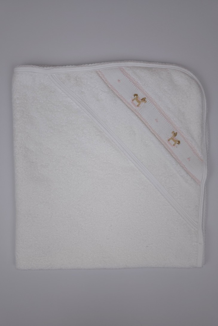 CAPA DE BAÑO PUNTO SMOCK CABALLITO MADERA, ROSA. VERANO 26.